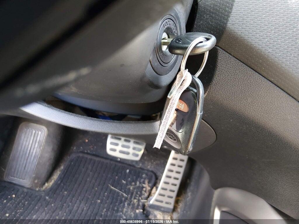 KMHTC6AD2CU074425 2012 HYUNDAI VELOSTER photo no. 11