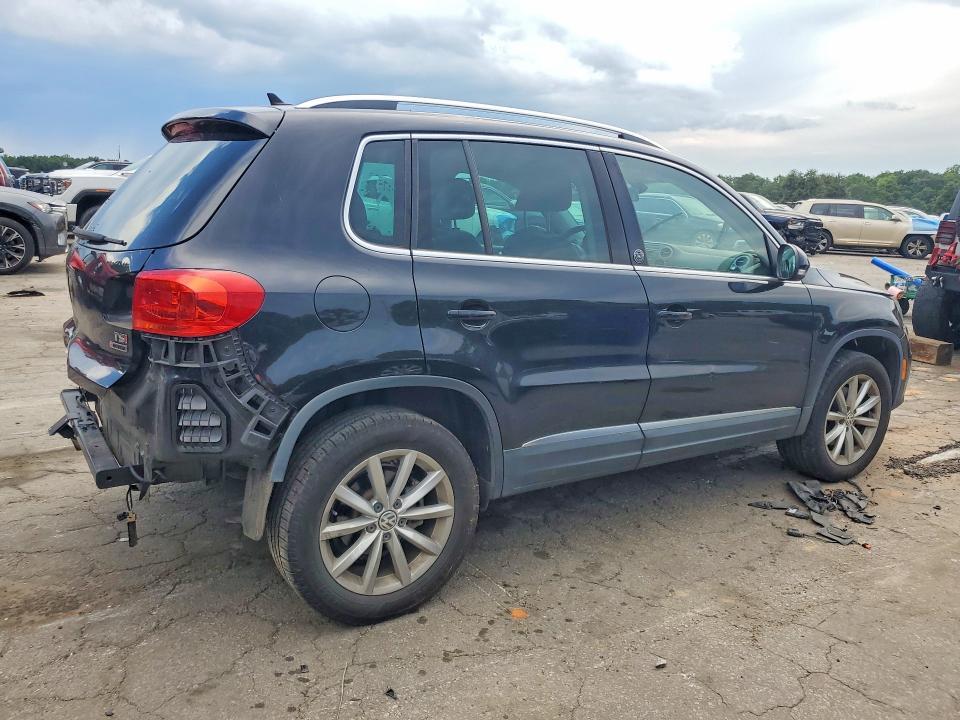 2017 VOLKSWAGEN TIGUAN WOLFSBURG — Фото 3 из 12