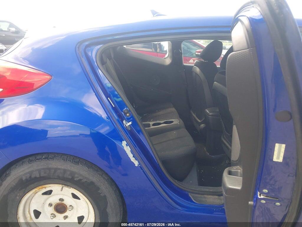 KMHTC6AD8CU063798 2012 HYUNDAI VELOSTER photo no. 8