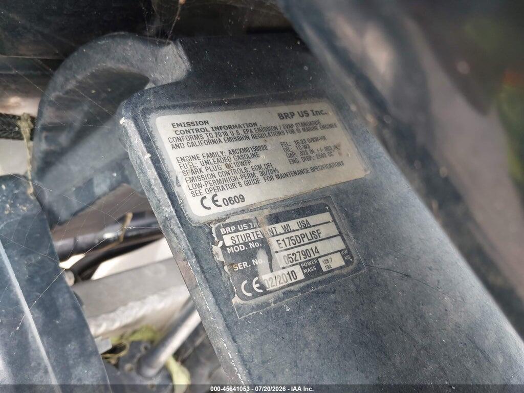 00000DVN55348C010 2010 TAHOE PONTOON OTHER photo no. 12