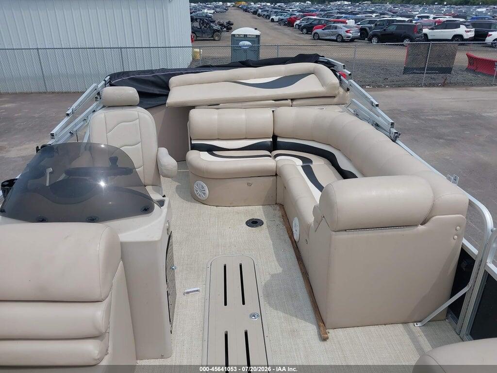 00000DVN55348C010 2010 TAHOE PONTOON OTHER photo no. 8