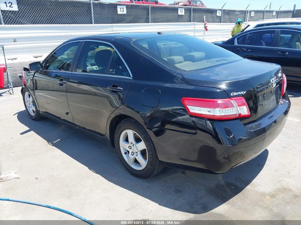 4T1BF3EK2AU114168 2010 TOYOTA CAMRY photo no. 3