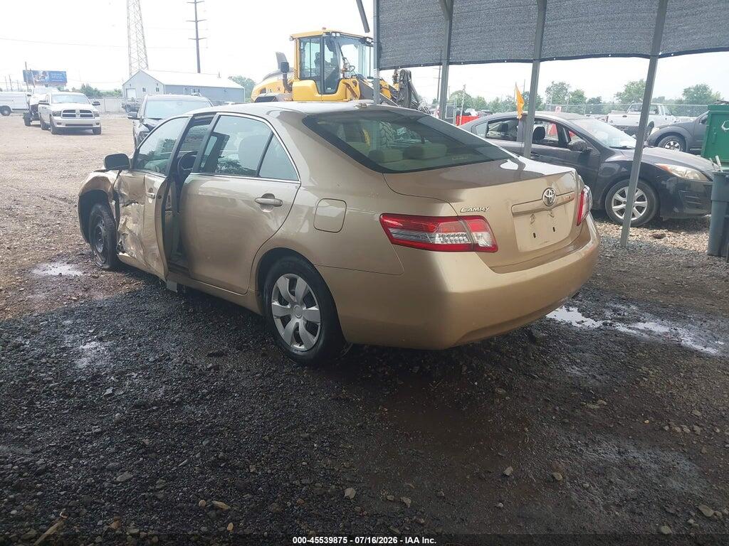 4T1BF3EK5AU048814 2010 TOYOTA CAMRY photo no. 3