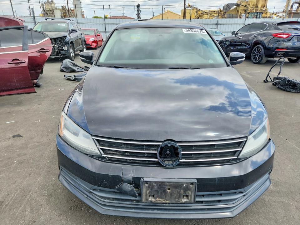 2017 VOLKSWAGEN JETTA SE — Фото 5 из 12