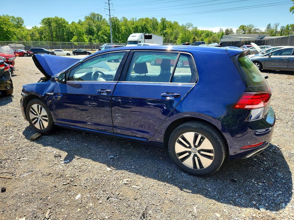 2017 VOLKSWAGEN E-GOLF SE — Фото 2 из 12