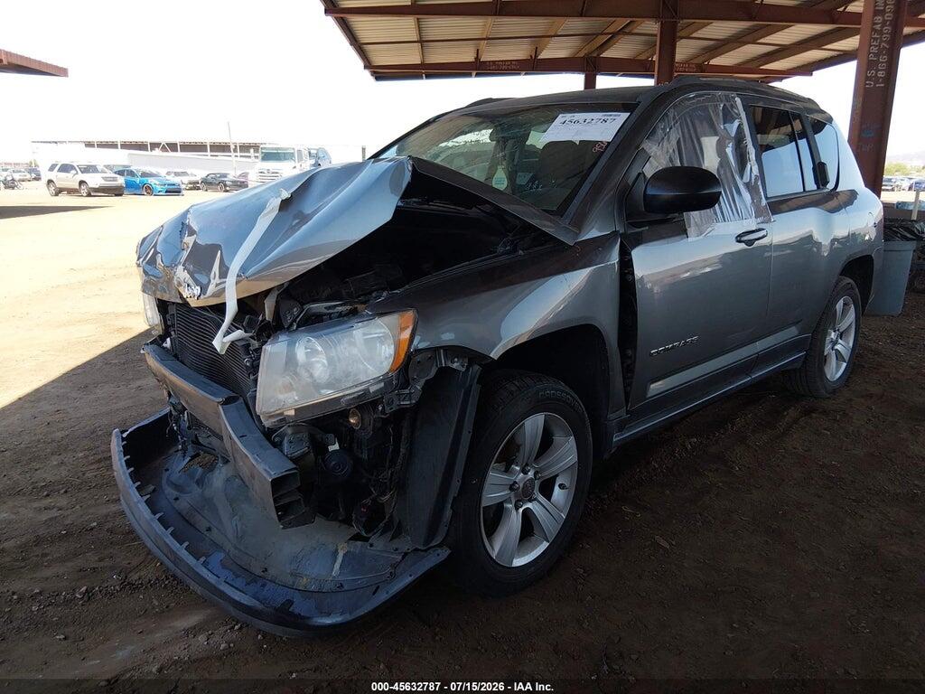 1C4NJCBA1CD618192 2012 JEEP COMPASS photo no. 2