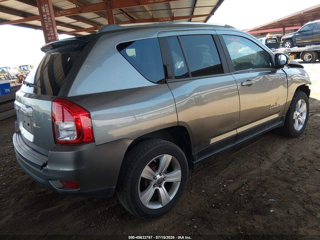 1C4NJCBA1CD618192 2012 JEEP COMPASS photo no. 4