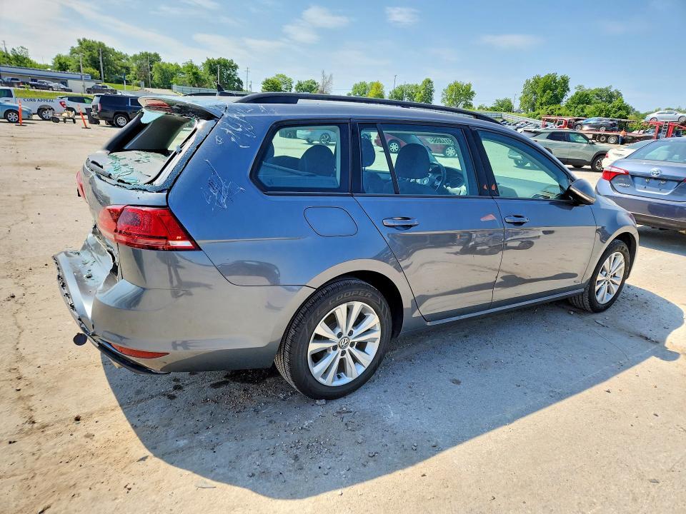 2017 VOLKSWAGEN GOLF SPORTWAGEN S — Фото 3 из 12