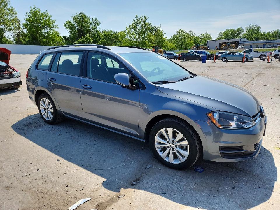 2017 VOLKSWAGEN GOLF SPORTWAGEN S — Фото 4 из 12