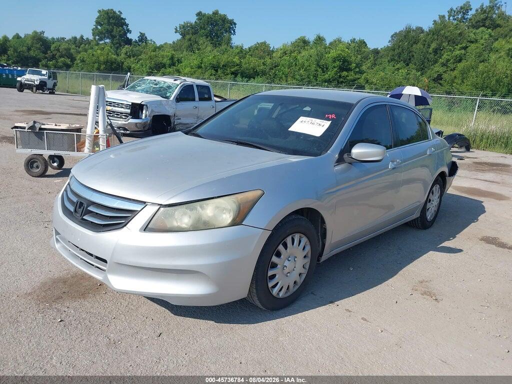1HGCP2F33BA030646 2011 HONDA ACCORD photo no. 2