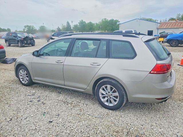 2017 VOLKSWAGEN GOLF SPORTWAGEN S — Фото 2 из 13