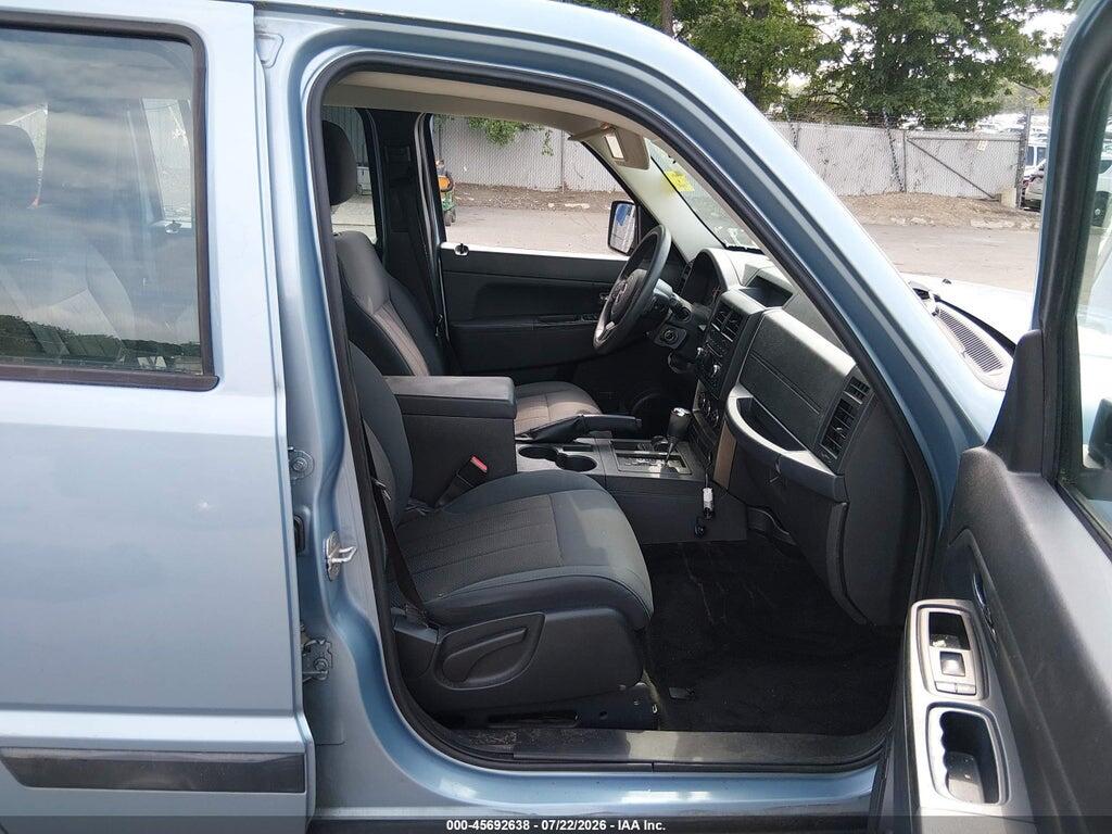 1C4PJMAK9CW203733 2012 JEEP LIBERTY photo no. 5