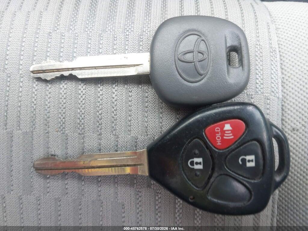 2T3BF4DV8AW044751 2010 TOYOTA RAV4 photo no. 11