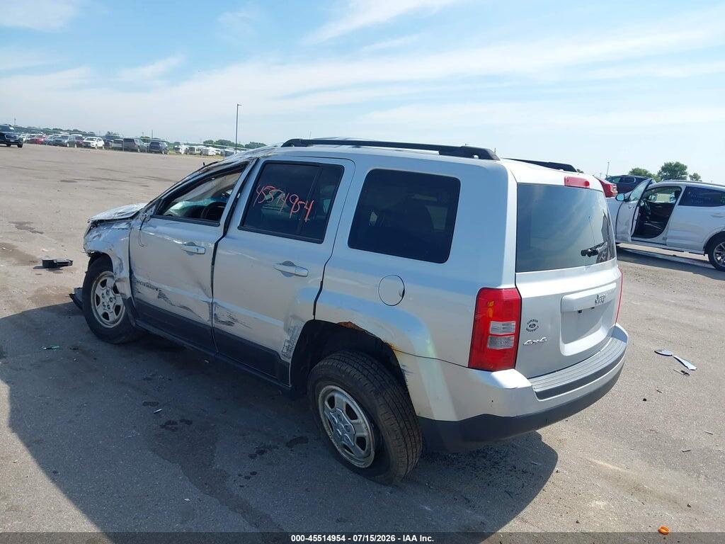 1C4NJRBB5CD610835 2012 JEEP PATRIOT photo no. 3