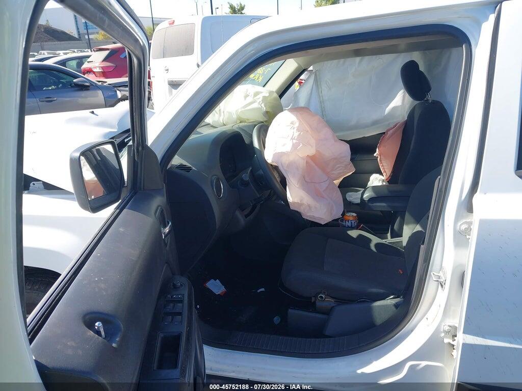 1C4NJPBA9CD724347 2012 JEEP PATRIOT photo no. 5