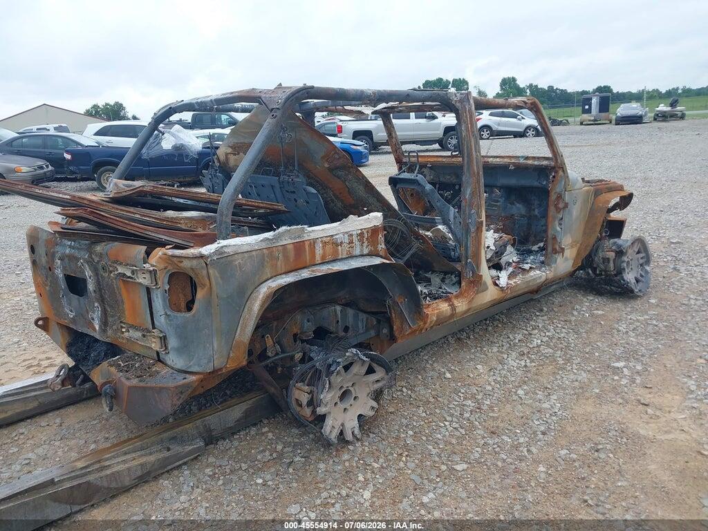 1C4BJWEG5CL285120 2012 JEEP WRANGLER UNLIMITED photo no. 4