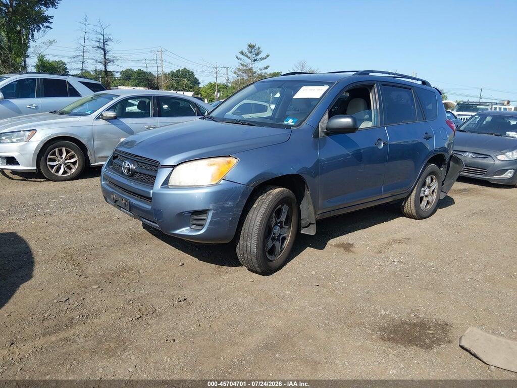 2T3ZF4DV7AW033920 2010 TOYOTA RAV4 photo no. 2