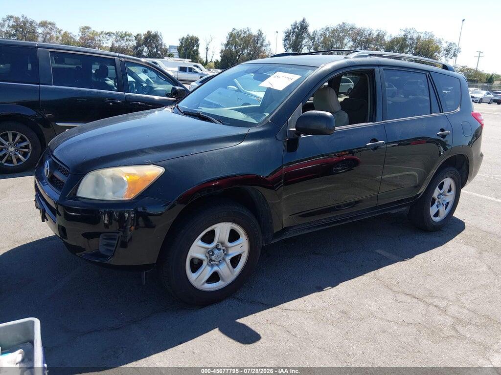 JTMZF4DV5AD021245 2010 TOYOTA RAV4 photo no. 2