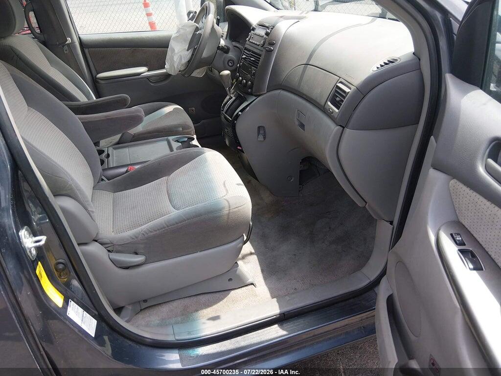 5TDJK4CC5AS032601 2010 TOYOTA SIENNA photo no. 5