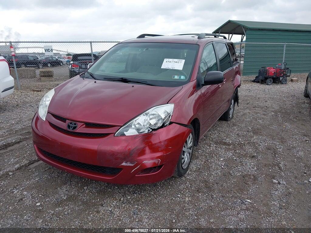 5TDKK4CC8AS307835 2010 TOYOTA SIENNA photo no. 2