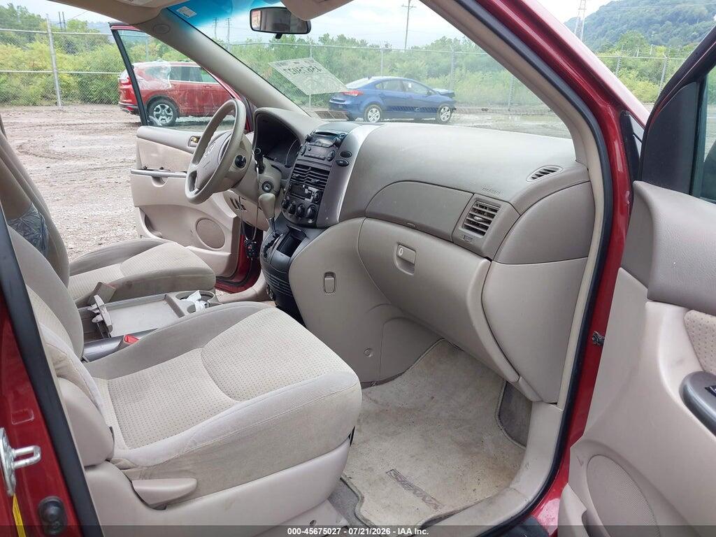 5TDKK4CC8AS307835 2010 TOYOTA SIENNA photo no. 5