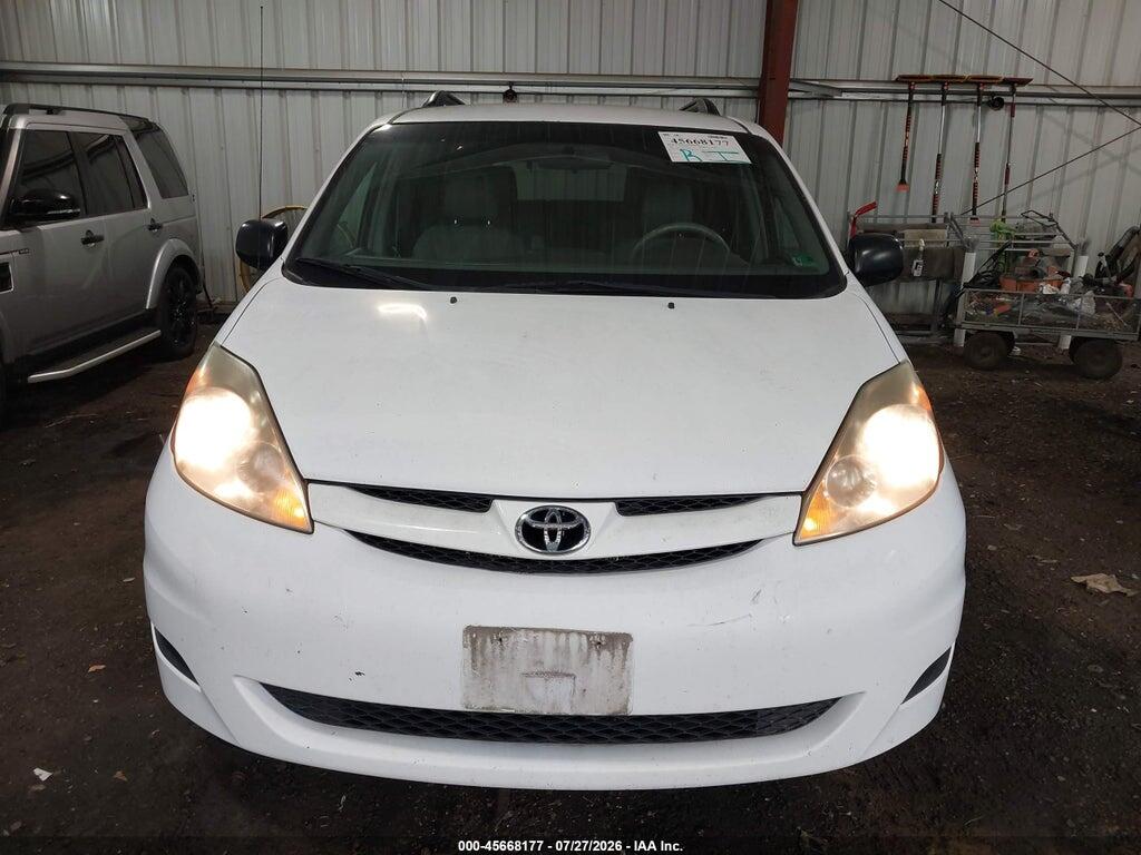 5TDKK4CC2AS303800 2010 TOYOTA SIENNA photo no. 12