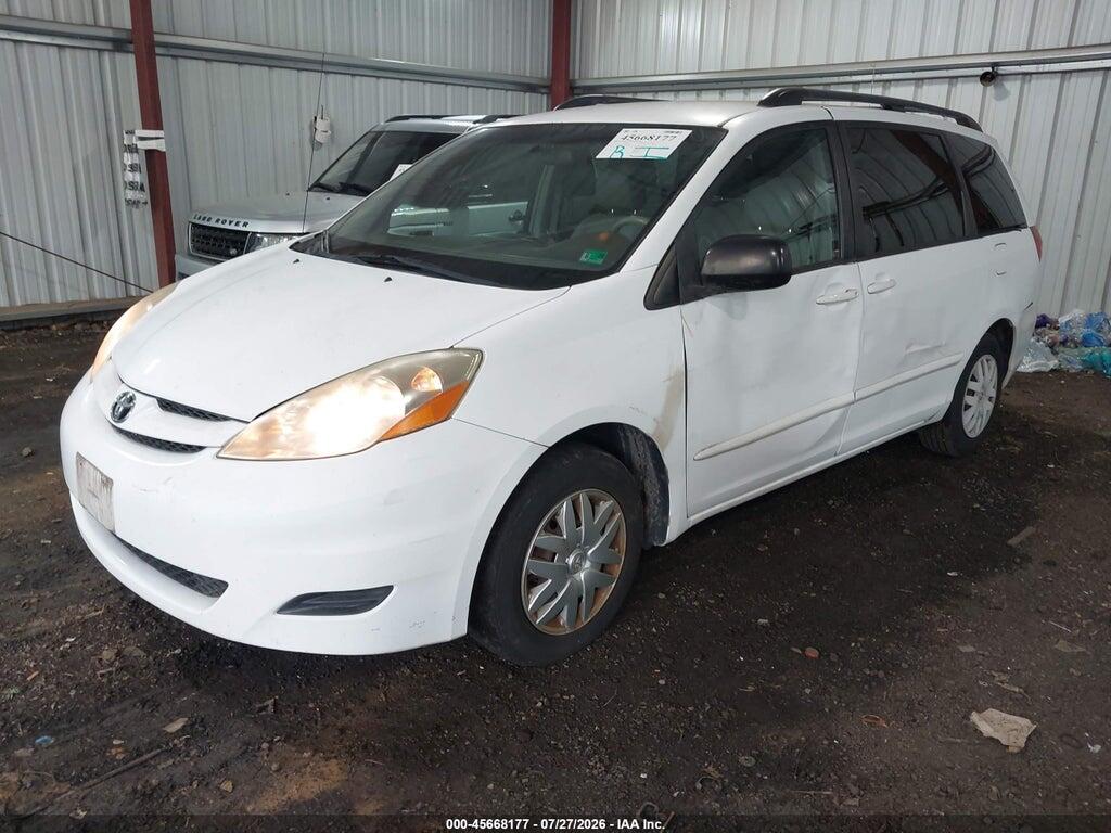 5TDKK4CC2AS303800 2010 TOYOTA SIENNA photo no. 2