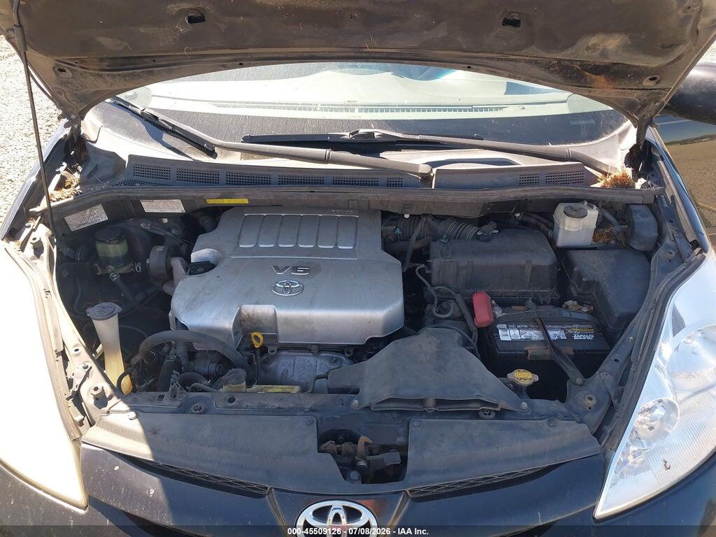 5TDYK4CC8AS305657 2010 TOYOTA SIENNA photo no. 10