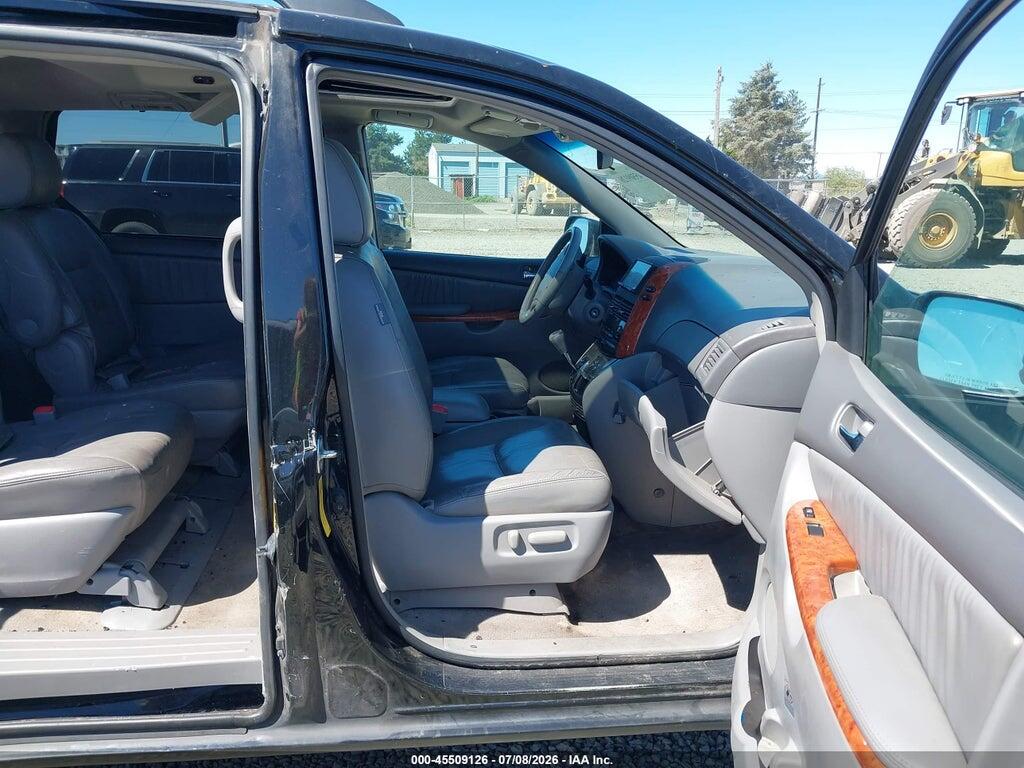 5TDYK4CC8AS305657 2010 TOYOTA SIENNA photo no. 5