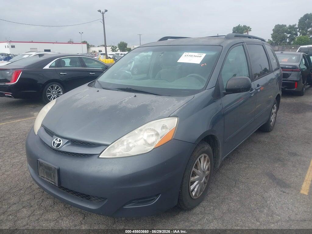 5TDKK4CC9AS306290 2010 TOYOTA SIENNA photo no. 2