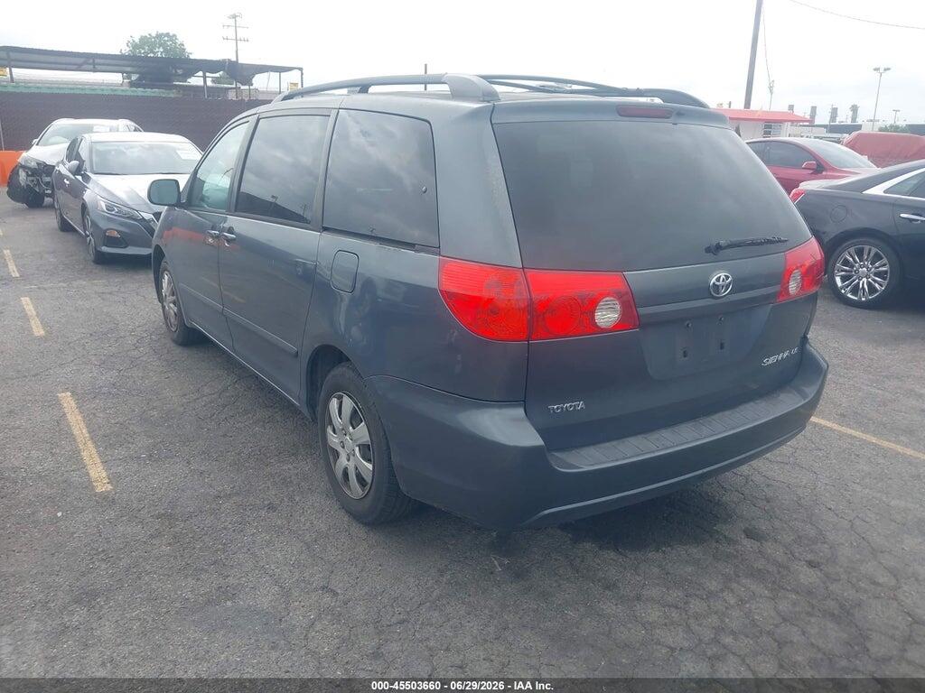 5TDKK4CC9AS306290 2010 TOYOTA SIENNA photo no. 3