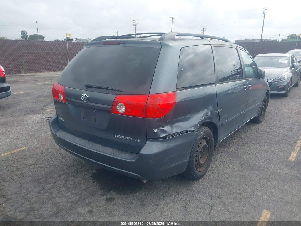 5TDKK4CC9AS306290 2010 TOYOTA SIENNA photo no. 4