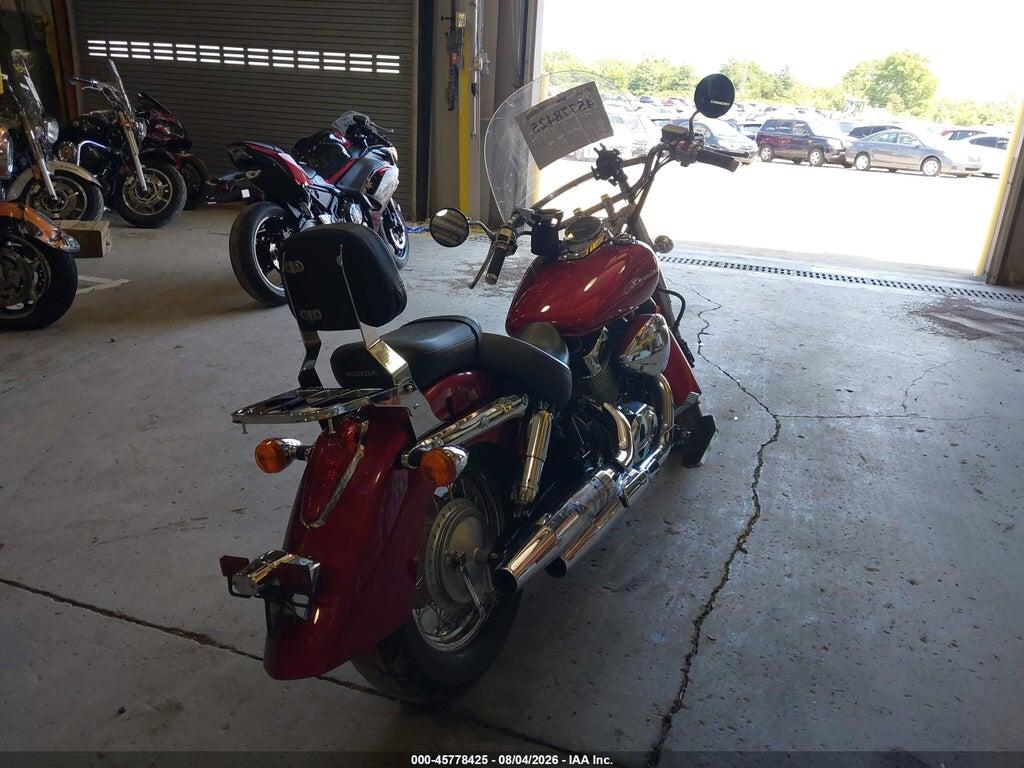 JH2RC5002BK701259 2011 HONDA VT750 photo no. 4