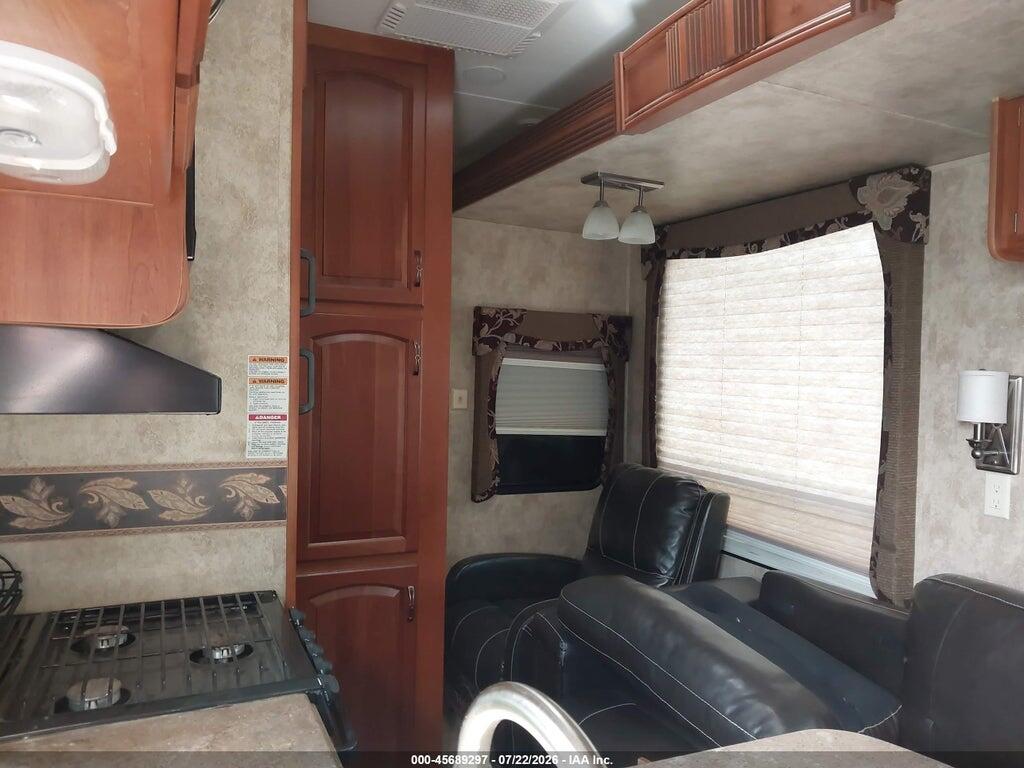 4YDF34127CE760648 2012 KEYSTONE AVALANCHE 5TH WHEEL photo no. 8