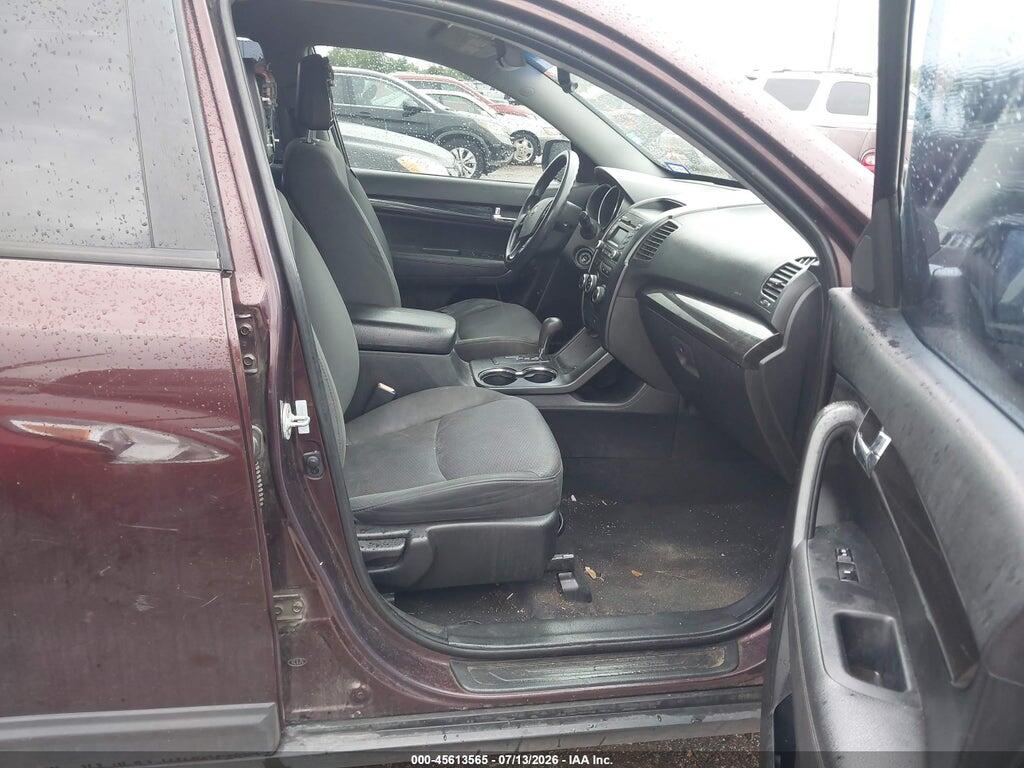 5XYKT3A67CG222098 2012 KIA SORENTO photo no. 5