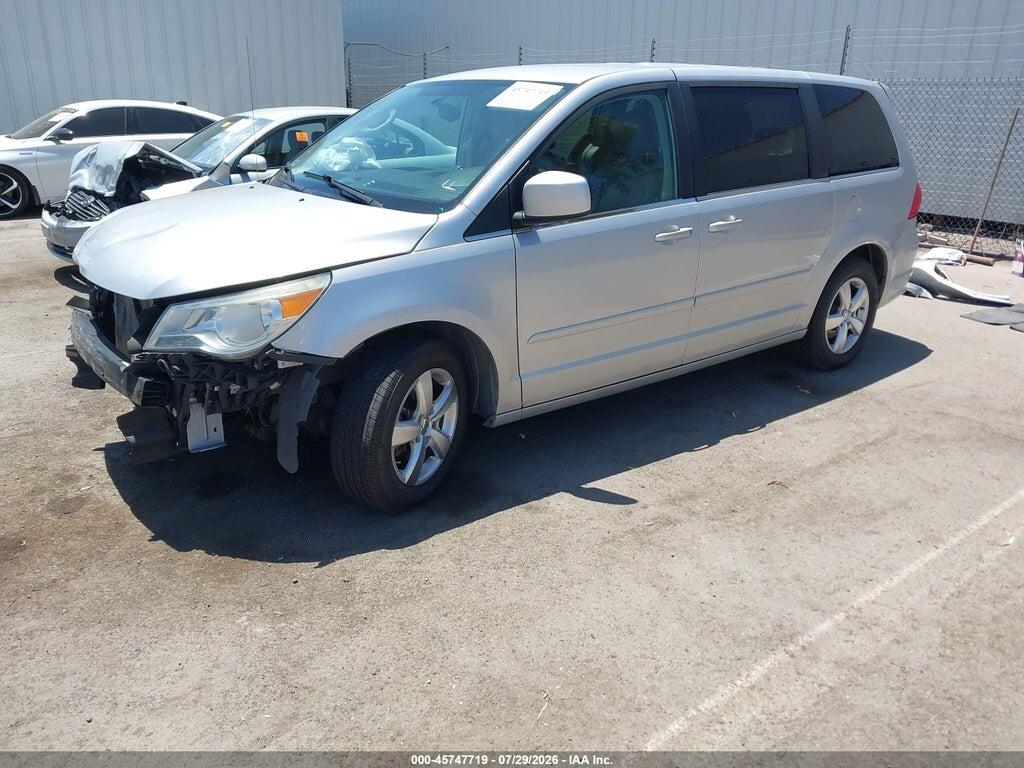 2V4RW3D16AR231072 2010 VOLKSWAGEN ROUTAN photo no. 2