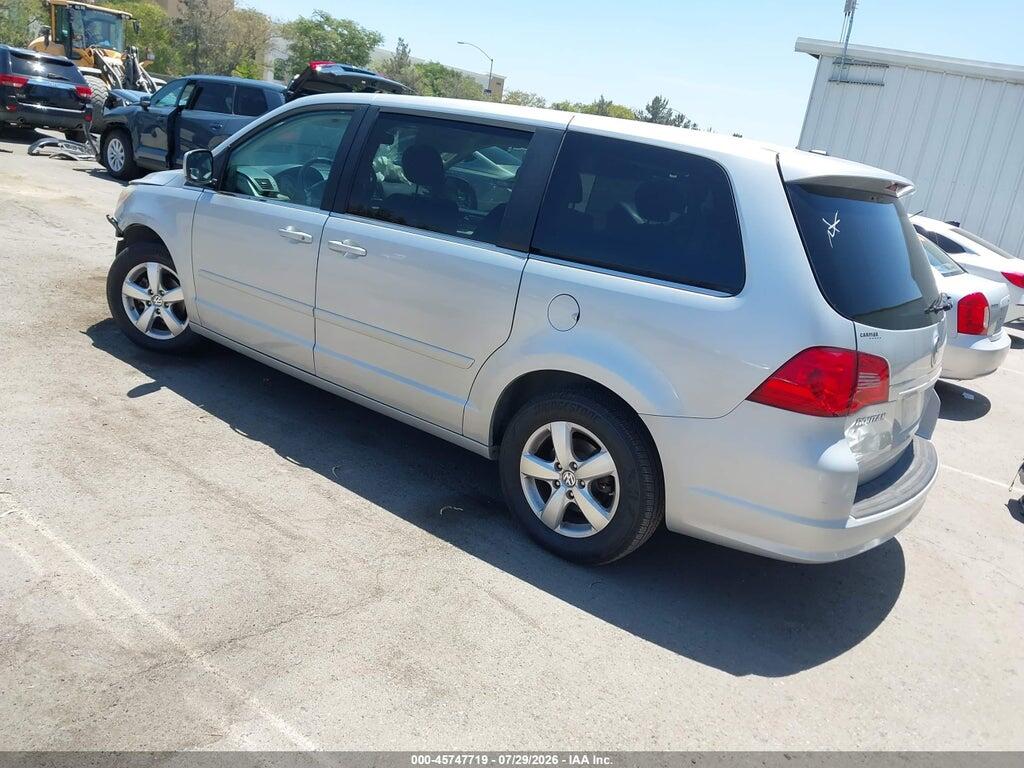 2V4RW3D16AR231072 2010 VOLKSWAGEN ROUTAN photo no. 3