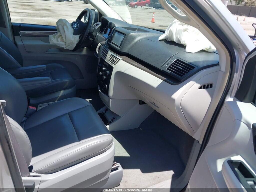 2V4RW3D16AR231072 2010 VOLKSWAGEN ROUTAN photo no. 5