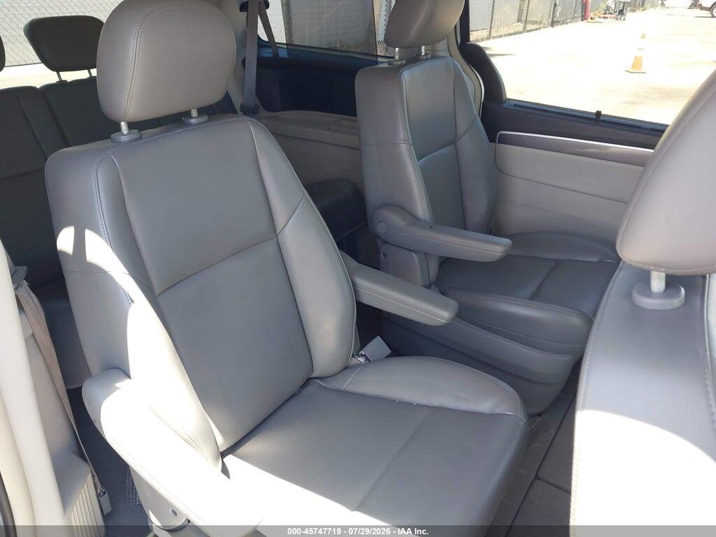 2V4RW3D16AR231072 2010 VOLKSWAGEN ROUTAN photo no. 8
