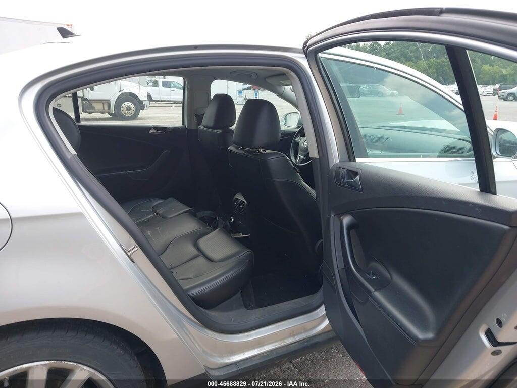 WVWJK7AN2AE076440 2010 VOLKSWAGEN PASSAT photo no. 8