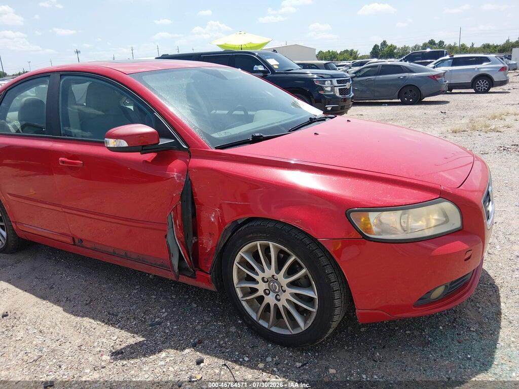 YV1382MS7A2494497 2010 VOLVO S40 photo no. 6