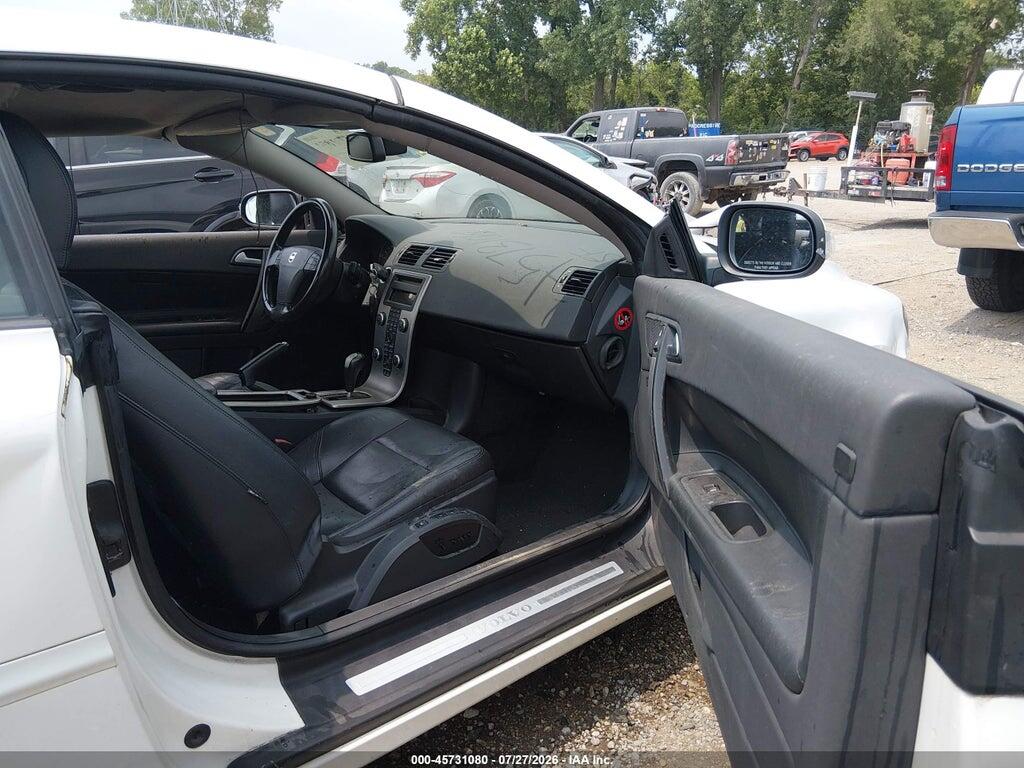 YV1672MC9AJ094097 2010 VOLVO C70 photo no. 5
