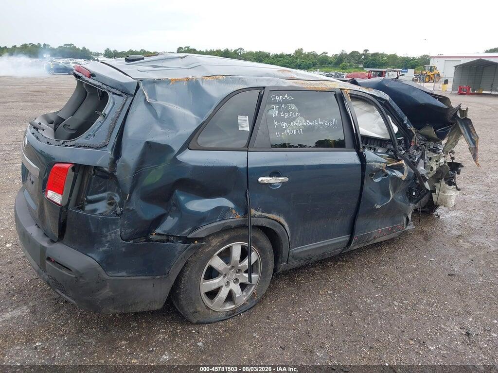 5XYKT3A16CG190877 2012 KIA SORENTO photo no. 6