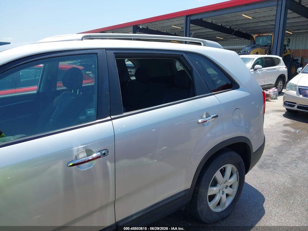 5XYKTCA67CG268854 2012 KIA SORENTO photo no. 6