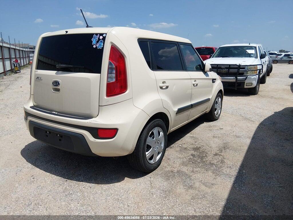 KNDJT2A50C7405658 2012 KIA SOUL photo no. 4
