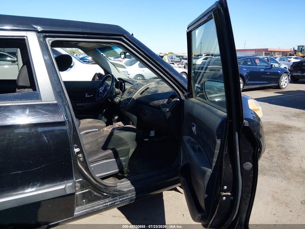 KNDJT2A68C7743396 2012 KIA SOUL photo no. 5