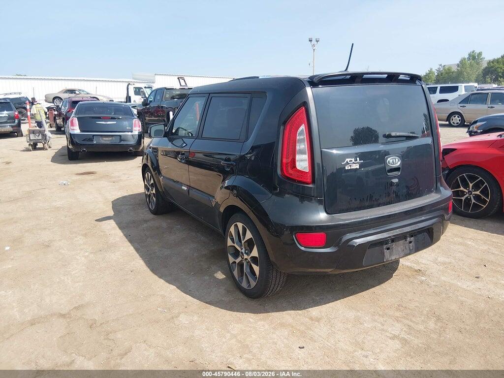 KNDJT2A63C7447637 2012 KIA SOUL photo no. 3