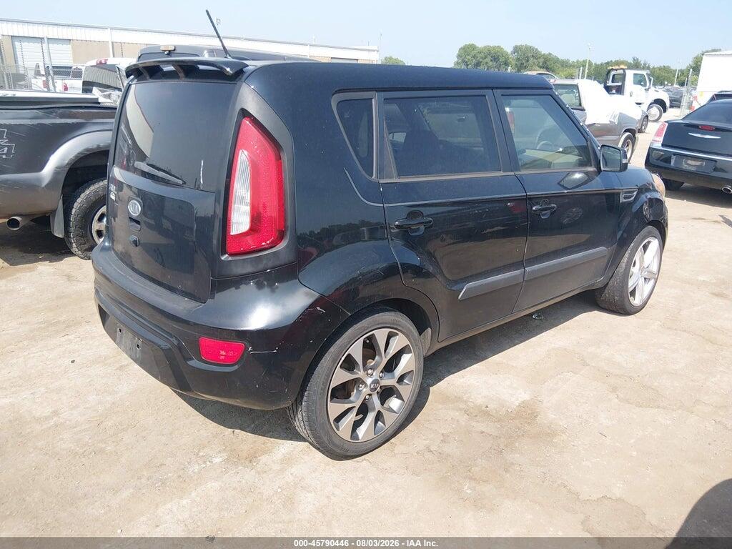 KNDJT2A63C7447637 2012 KIA SOUL photo no. 4