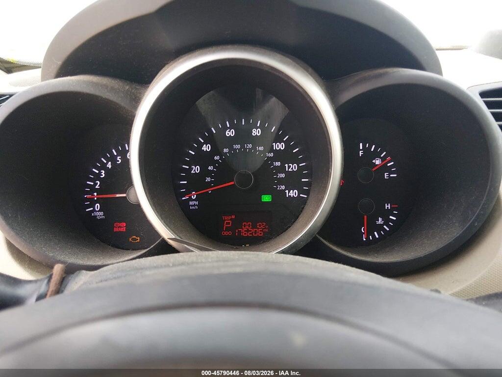 KNDJT2A63C7447637 2012 KIA SOUL photo no. 7