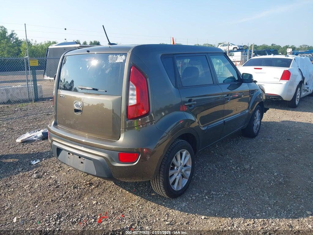 KNDJT2A66C7409884 2012 KIA SOUL photo no. 4